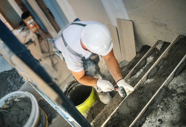 Best Custom Concrete Contractor  in Raymond, MS