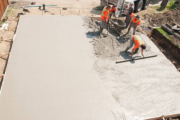 Best Concrete Patio Contractor  in Raymond, MS