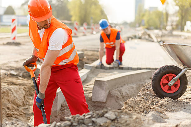 Best Concrete Sidewalk Installation  in Raymond, MS